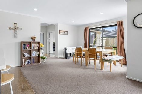 Photo of property in 64 Sirius Crescent, Rototuna North, Hamilton, 3210