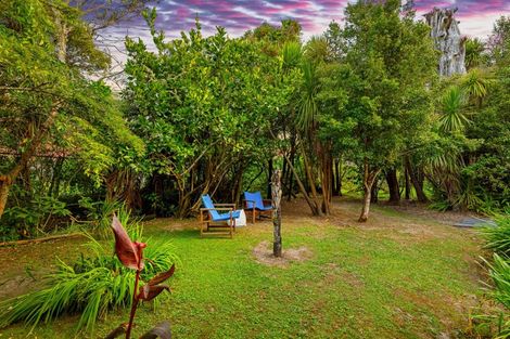 Photo of property in 24 Milan Drive, Glen Eden, Auckland, 0602