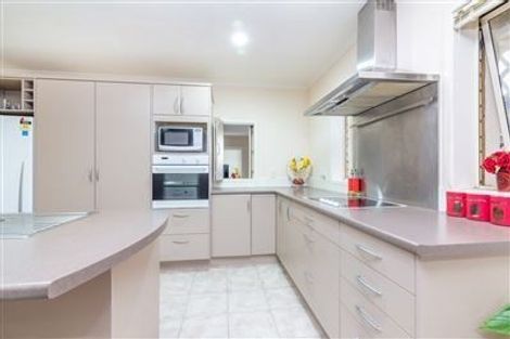 Photo of property in 21 Skelligs Drive, Flat Bush, Auckland, 2019