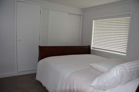 Photo of property in 88 Beach Road, Castor Bay, Auckland, 0620