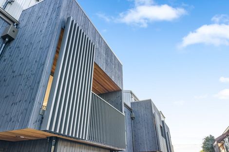 Photo of property in 12c Kowhai Road, Campbells Bay, Auckland, 0630