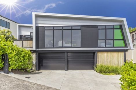 Photo of property in 3 Bunker Way, Strathmore Park, Wellington, 6022