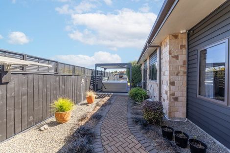 Photo of property in 122 Parekaawa Drive, Motuoapa, Turangi, 3382