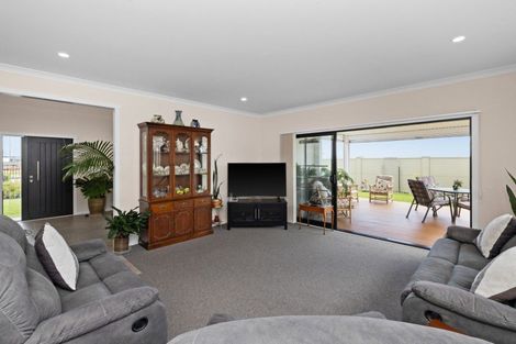 Photo of property in 40 Pelorus Avenue, Poraiti, Napier, 4112