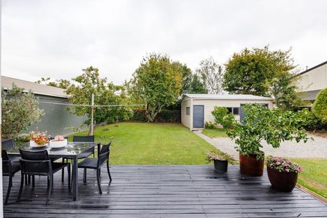 Photo of property in 382 Ruahine Street, Terrace End, Palmerston North, 4410