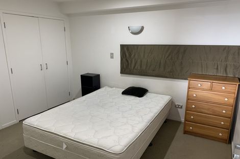 Photo of property in Alpha Apartments, 702/17 Vogel Lane, Auckland Central, Auckland, 1010