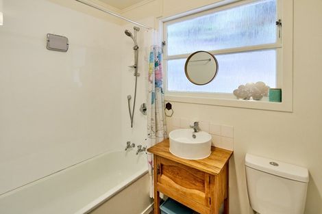 Photo of property in 16 Voltaire Street, Karori, Wellington, 6012