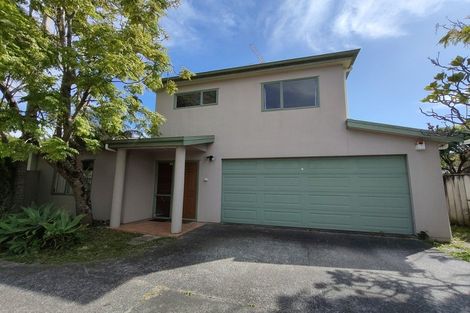 Photo of property in 19 Merriefield Avenue, Forrest Hill, Auckland, 0620