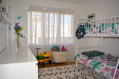 Photo of property in 11 Kamara Road, Glen Eden, Auckland, 0602