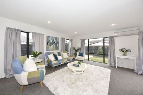 Photo of property in 2/24 Withells Road, Avonhead, Christchurch, 8042