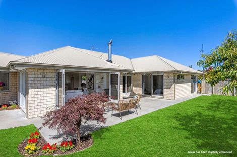 Photo of property in 48 Tutaipatu Avenue, Pegasus, 7612