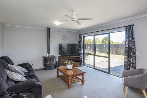 Photo of property in 7 Fytfield Place, Paraparaumu, 5032
