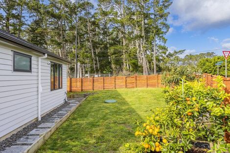 Photo of property in 83 Nobilo Road, Kumeu, 0810