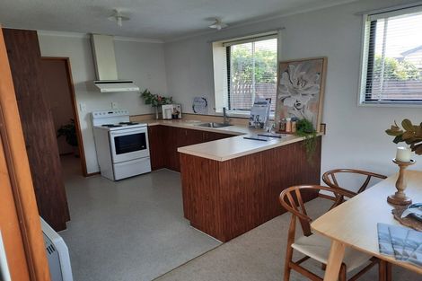 Photo of property in 6a Rolfe Place, Bishopdale, Christchurch, 8053