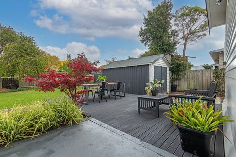 Photo of property in 26 Thomson Street, West End, Palmerston North, 4412