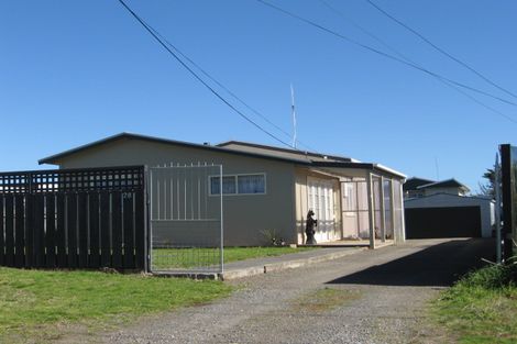 Photo of property in 26 Kauwhata Street, Himatangi Beach, Foxton, 4891