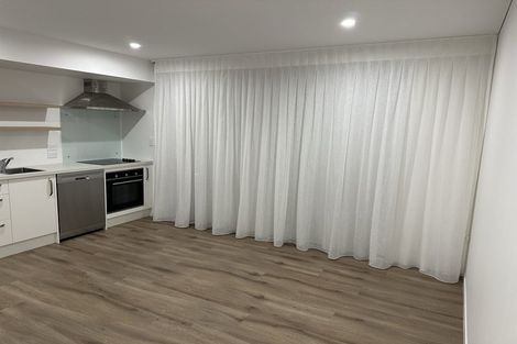 Photo of property in 10/45 Cessna Crescent, Mangere, Auckland, 2022