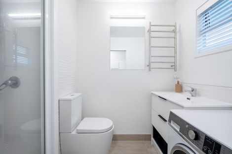 Photo of property in 16/83 Lake Road, Devonport, Auckland, 0622