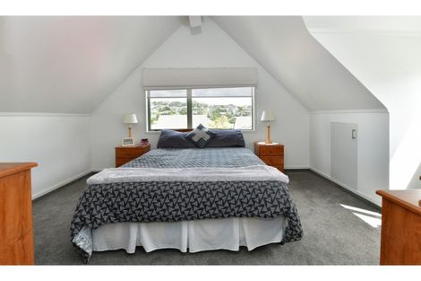 Photo of property in 1/126 Brian Crescent, Stanmore Bay, Whangaparaoa, 0932