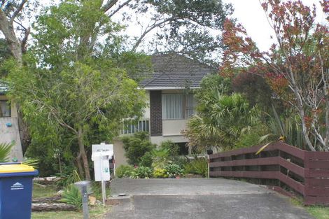 Photo of property in 2/27 Waitemata Road, Hauraki, Auckland, 0622