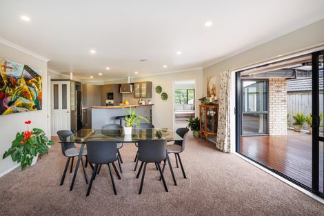 Photo of property in 147 Pacific Drive, Fitzherbert, Palmerston North, 4410