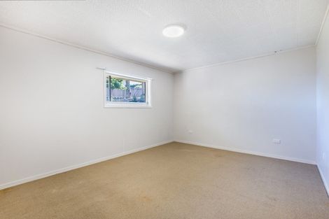 Photo of property in 6 Mccauley Grove, Hilltop, Taupo, 3330