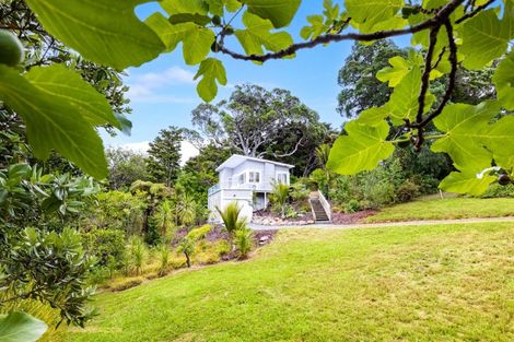 Photo of property in 25 Matheson Bay Road, Leigh, 0985