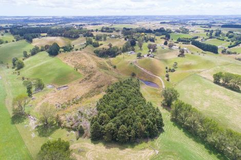 Photo of property in 137 Knorp Street, Halcombe, Feilding, 4779