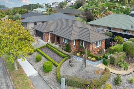 Photo of property in 2 Jeannie Way, Waikanae Beach, Waikanae, 5036