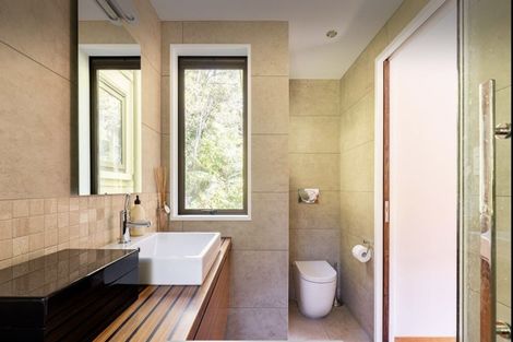 Photo of property in 136 Cheviot Road, Lowry Bay, Lower Hutt, 5013