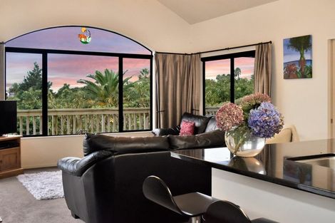 Photo of property in 14 Tupelo Place, Ohauiti, Tauranga, 3112