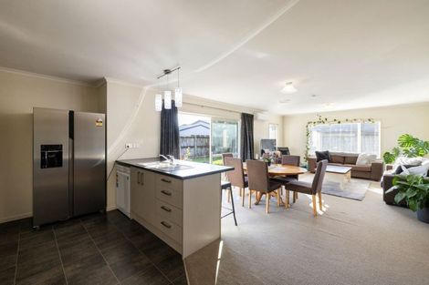 Photo of property in 9a Dover Road, St Andrews, Hamilton, 3200