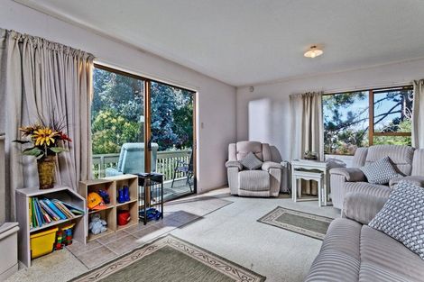 Photo of property in 30 Portobello Place, Torbay, Auckland, 0630