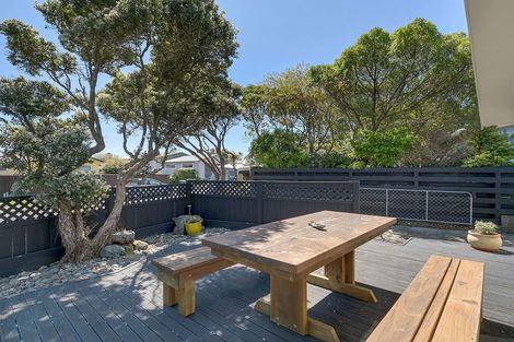 Photo of property in 32 Sea Vista Drive, Pukerua Bay, 5026