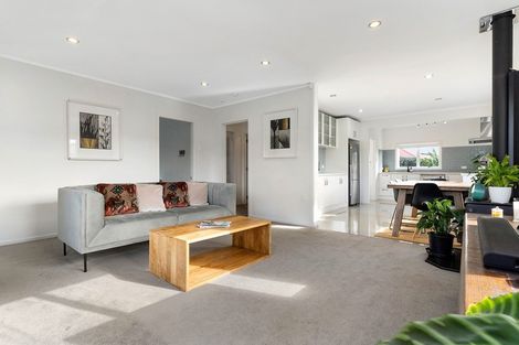 Photo of property in 1/19 Brook Street, Milford, Auckland, 0620