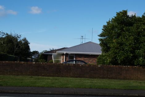 Photo of property in 2/94 Cook Street, Howick, Auckland, 2014