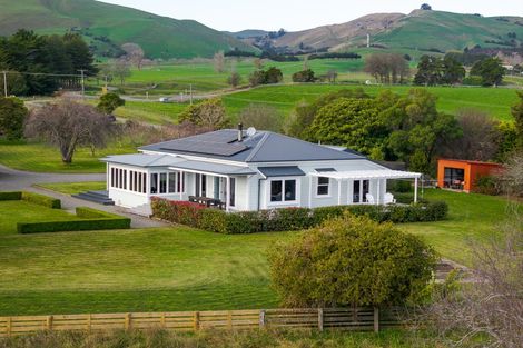Photo of property in Gladstone Road, Gladstone, 5884