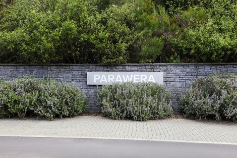 Photo of property in 7 Parawera Drive, Acacia Bay, Taupo, 3330