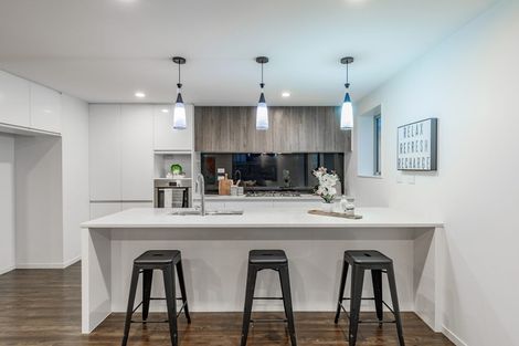 Photo of property in 3 Tuangi Street, Long Bay, Auckland, 0630