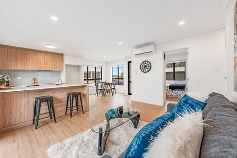 Photo of property in 11 Murillo Place, Henderson, Auckland, 0612