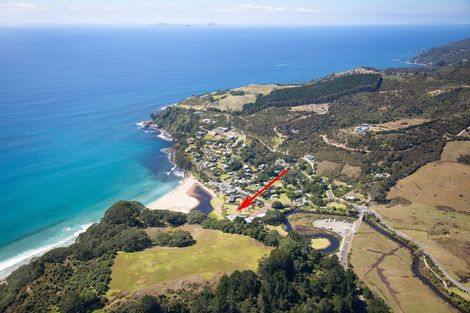 Photo of property in 17 Pye Place, Hot Water Beach, Whitianga, 3591