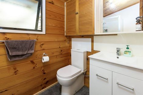 Photo of property in 2/23 Roband Crescent, Brown Owl, Upper Hutt, 5018