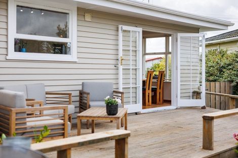 Photo of property in 66 Phillips Street, Sanson, 4817