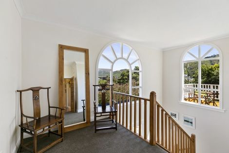 Photo of property in 17a Lochiel Road, Khandallah, Wellington, 6035