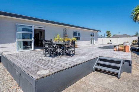 Photo of property in 14a Sussex Street, Levin, 5510