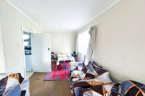Photo of property in 52 Hutchinson Avenue, New Lynn, Auckland, 0600