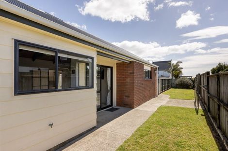 Photo of property in 117 Dickson Road, Papamoa Beach, Papamoa, 3118