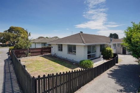 Photo of property in 1/3 Chadbury Street, Parklands, Christchurch, 8083