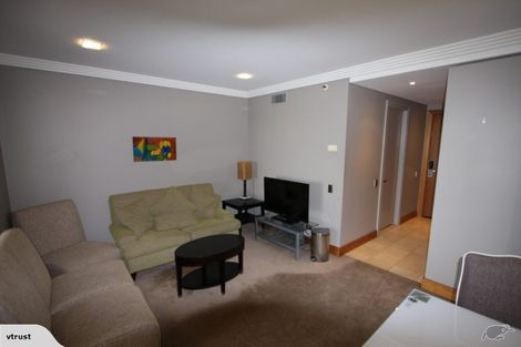 Photo of property in The Metropolis Apartments, 2710/1 Courthouse Lane, Auckland Central, Auckland, 1010