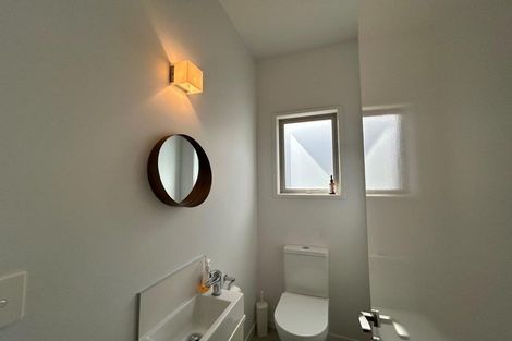 Photo of property in 24a Sunbrae Grove, Mount Maunganui, 3116